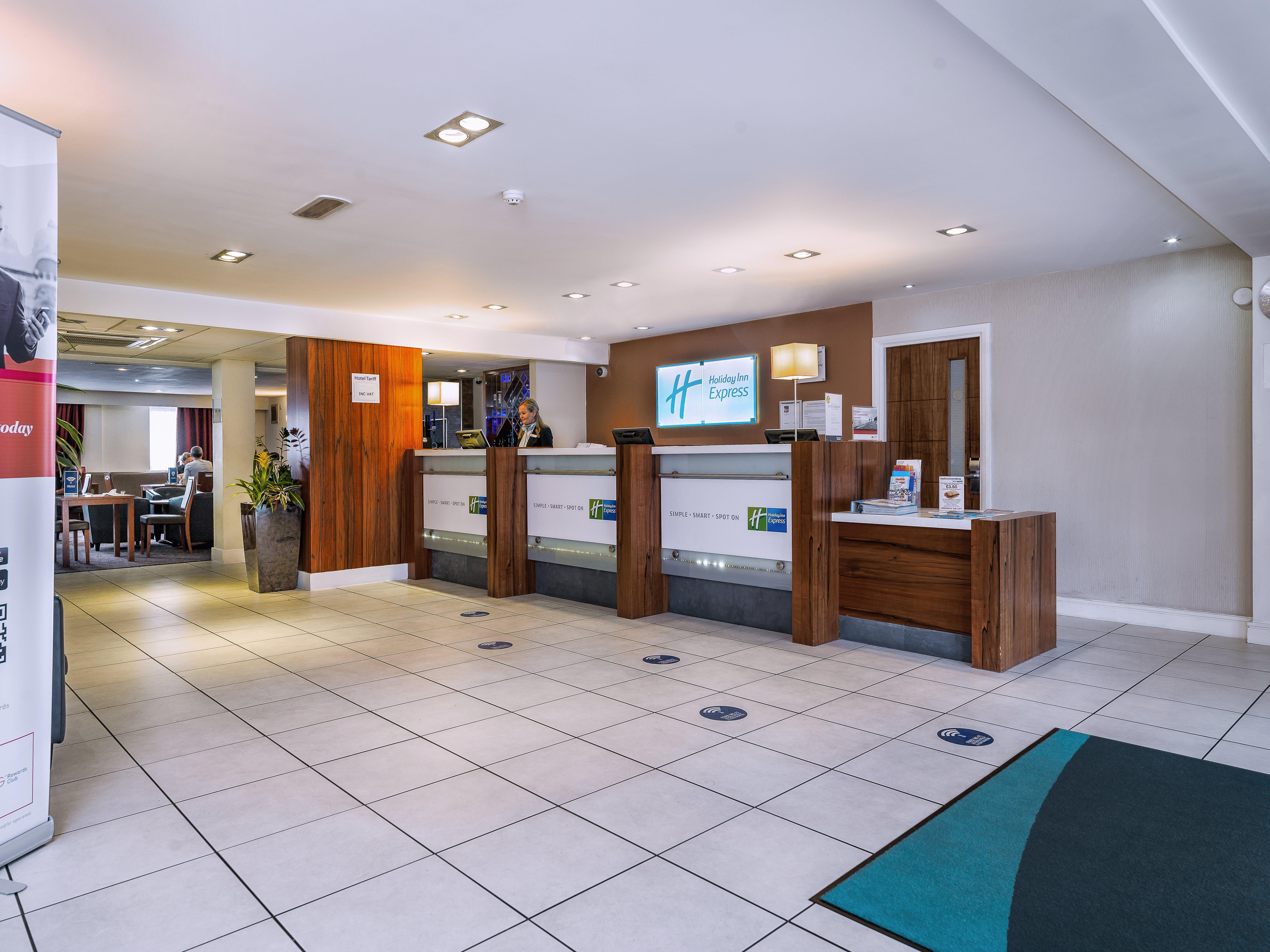 Holiday Inn Express London Gatwick Crawley, An Ihg Hotel Luaran gambar