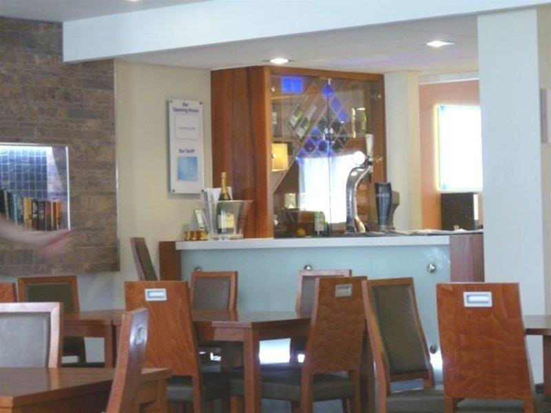 Holiday Inn Express London Gatwick Crawley, An Ihg Hotel Luaran gambar