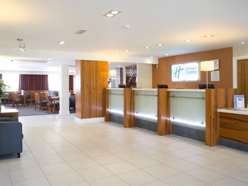 Holiday Inn Express London Gatwick Crawley, An Ihg Hotel Luaran gambar