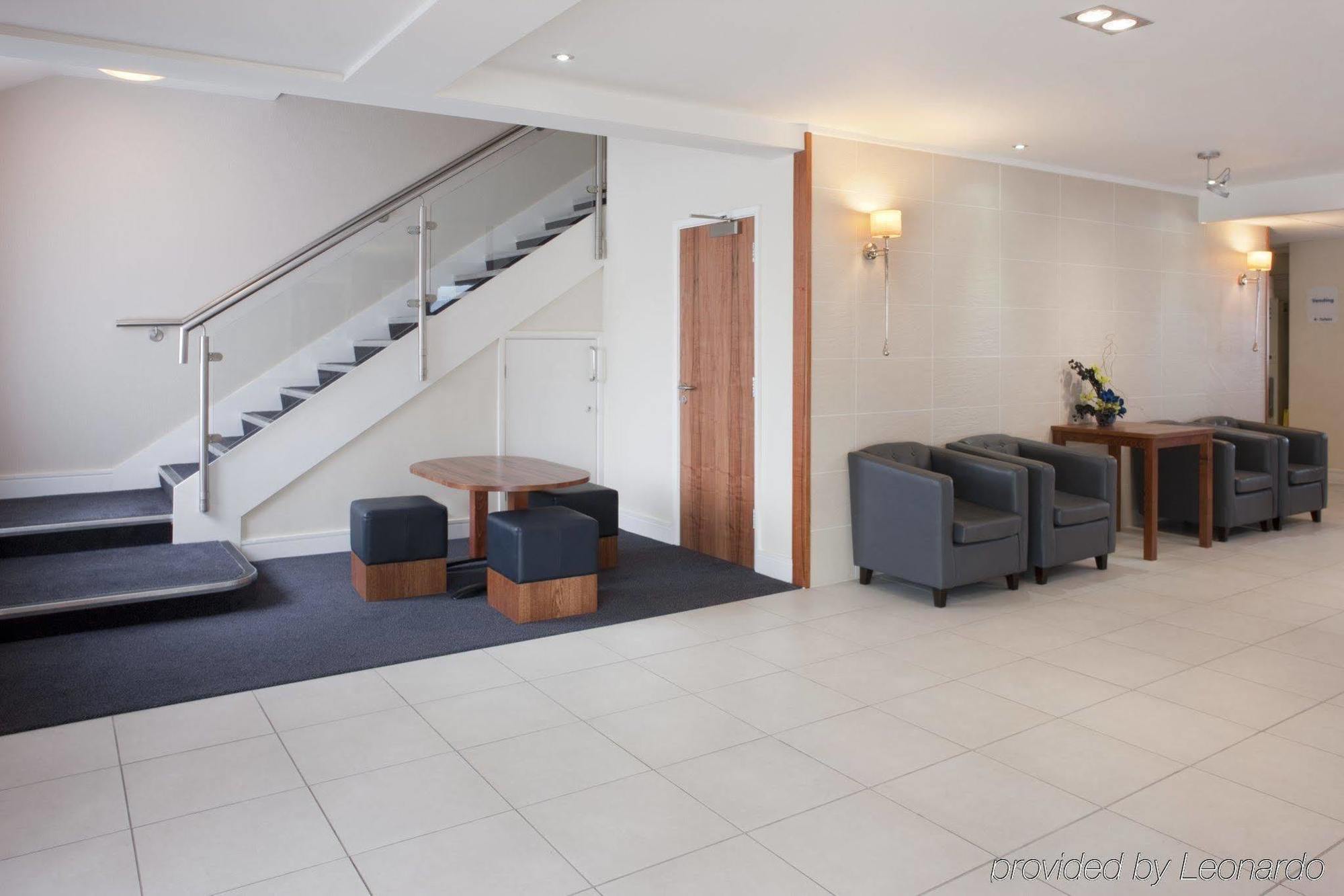 Holiday Inn Express London Gatwick Crawley, An Ihg Hotel Luaran gambar